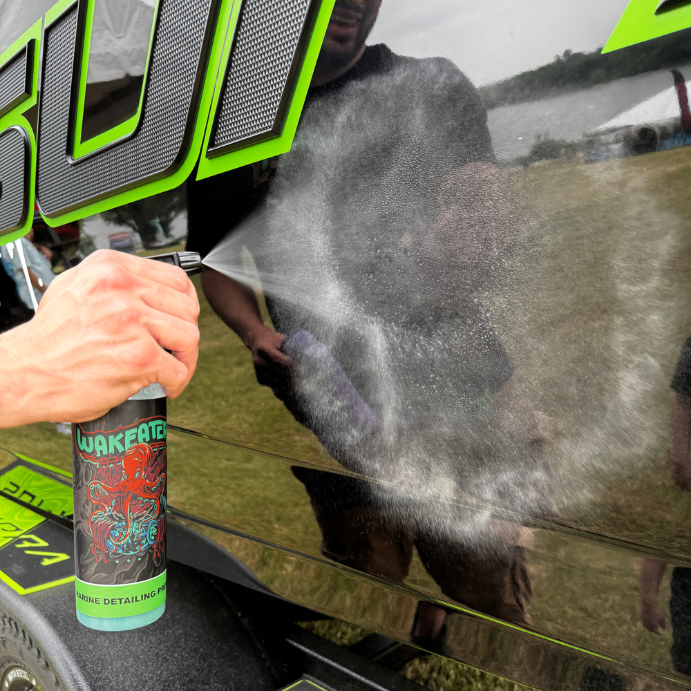 
                      
                        WAKEATER Quick Detailer w/ UV Inhibtiors
                      
                    
