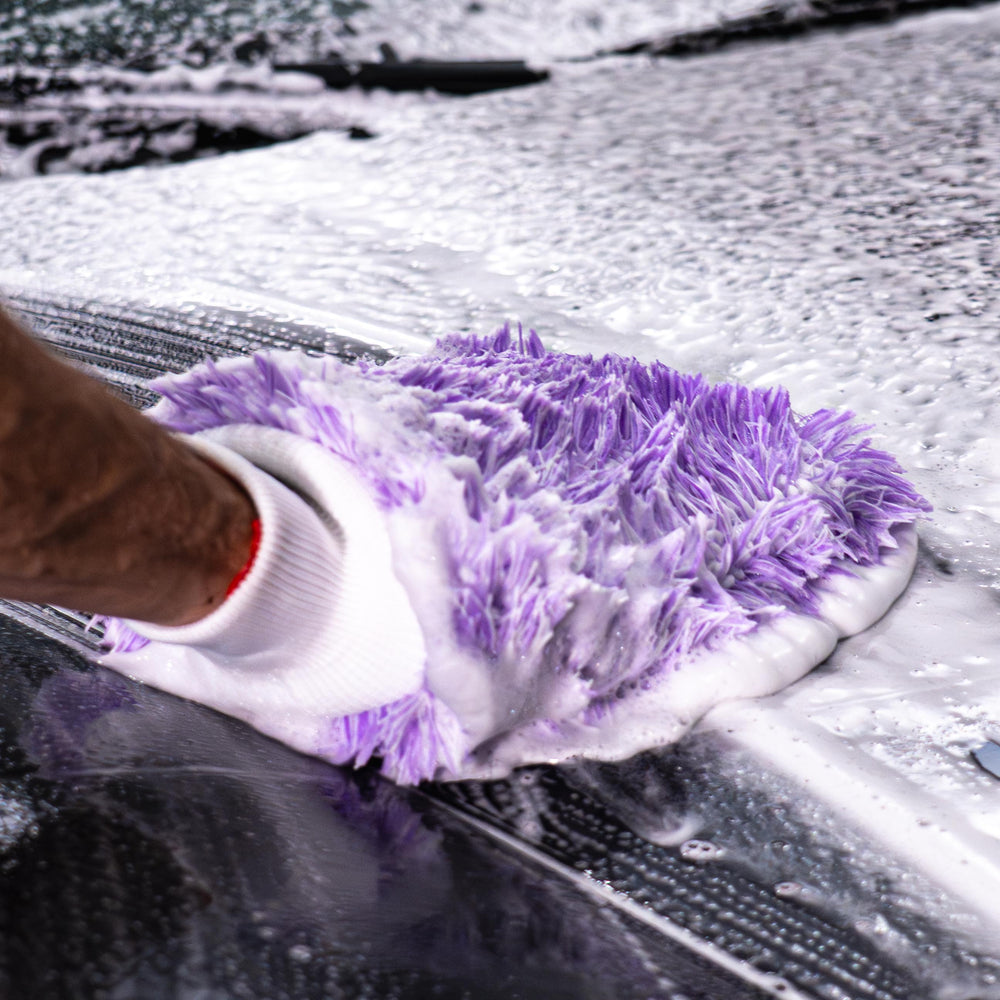 
                      
                        DIY Incredible Wash Mitt
                      
                    