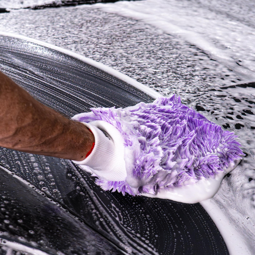 
                      
                        DIY Incredible Wash Mitt
                      
                    