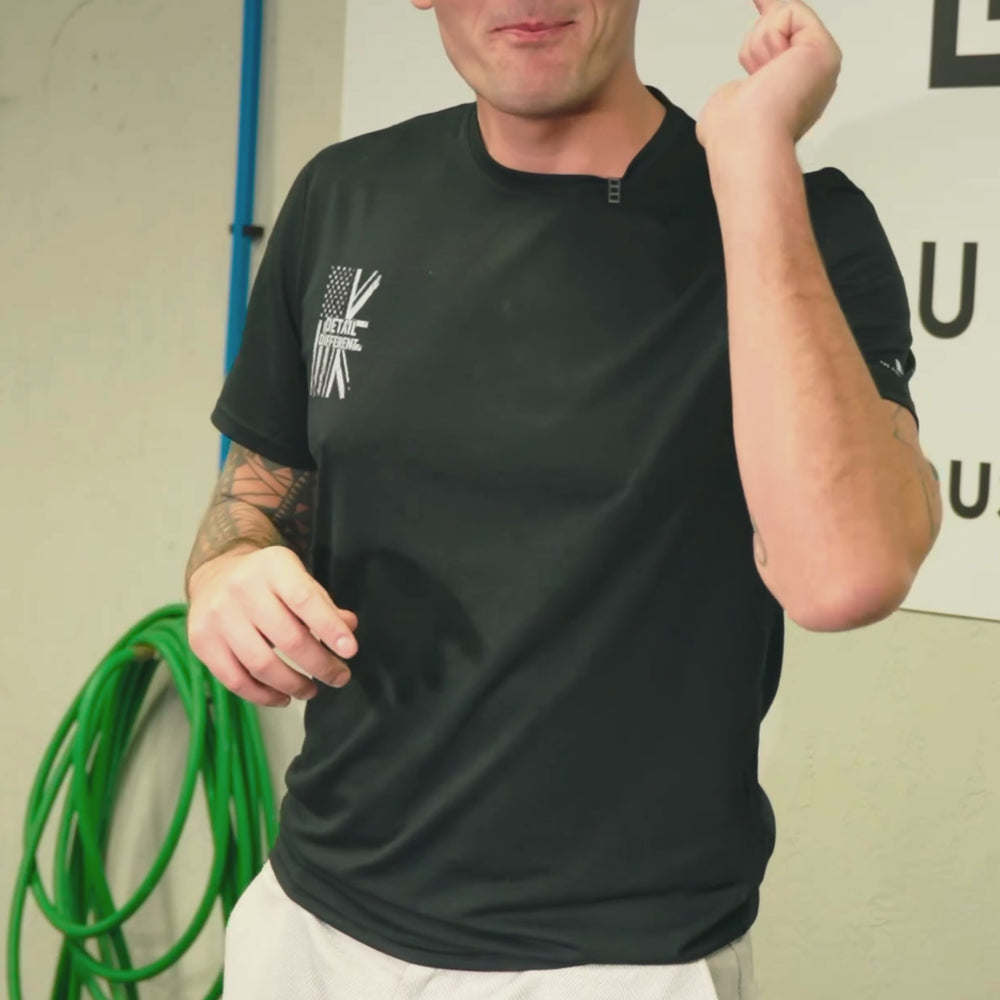 
                      
                        Load and play video in Gallery viewer, Yum Paint Serum IV
                      
                    